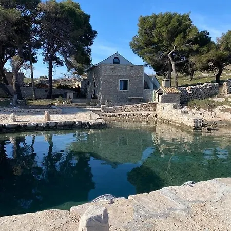 Secluded Fisherman's Cove Vrulje, Kornati - 22346 *
